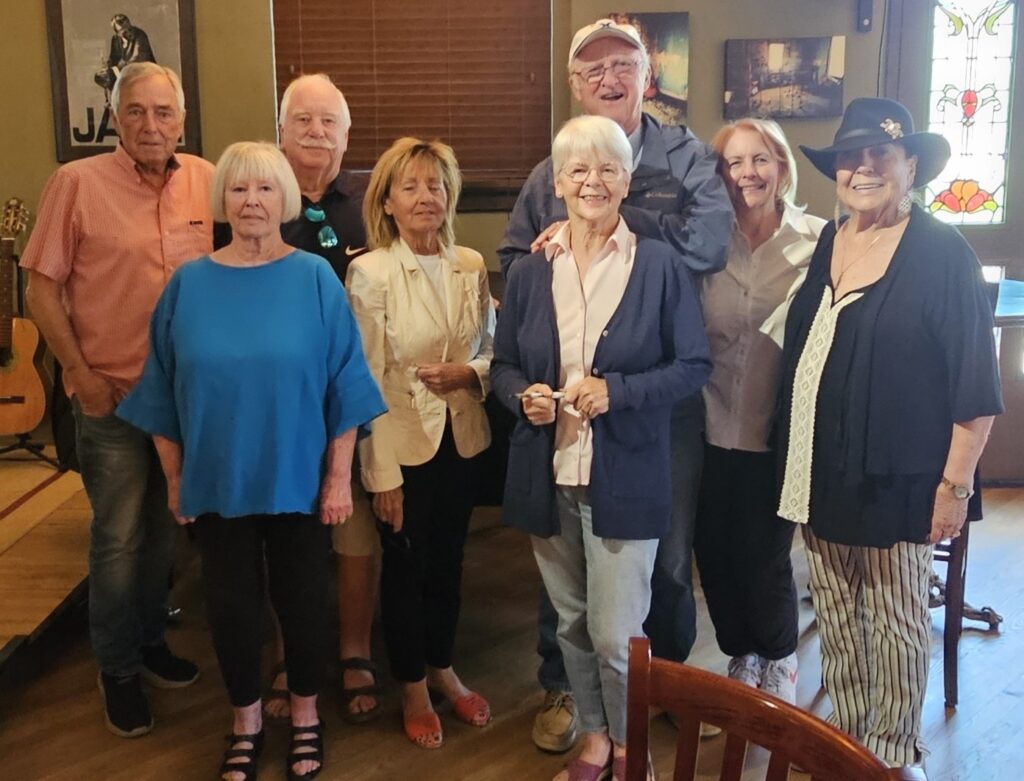 2025/26 Abbeyfield House Society of High River Board of Directors Front row: Brenda Carlson, Brenda Lackey, Yvette Bayliss, Dawn Lockwood (President), Lynne Thorton Back Row: Don Carlson, Glen Springsteel, John Bayliss